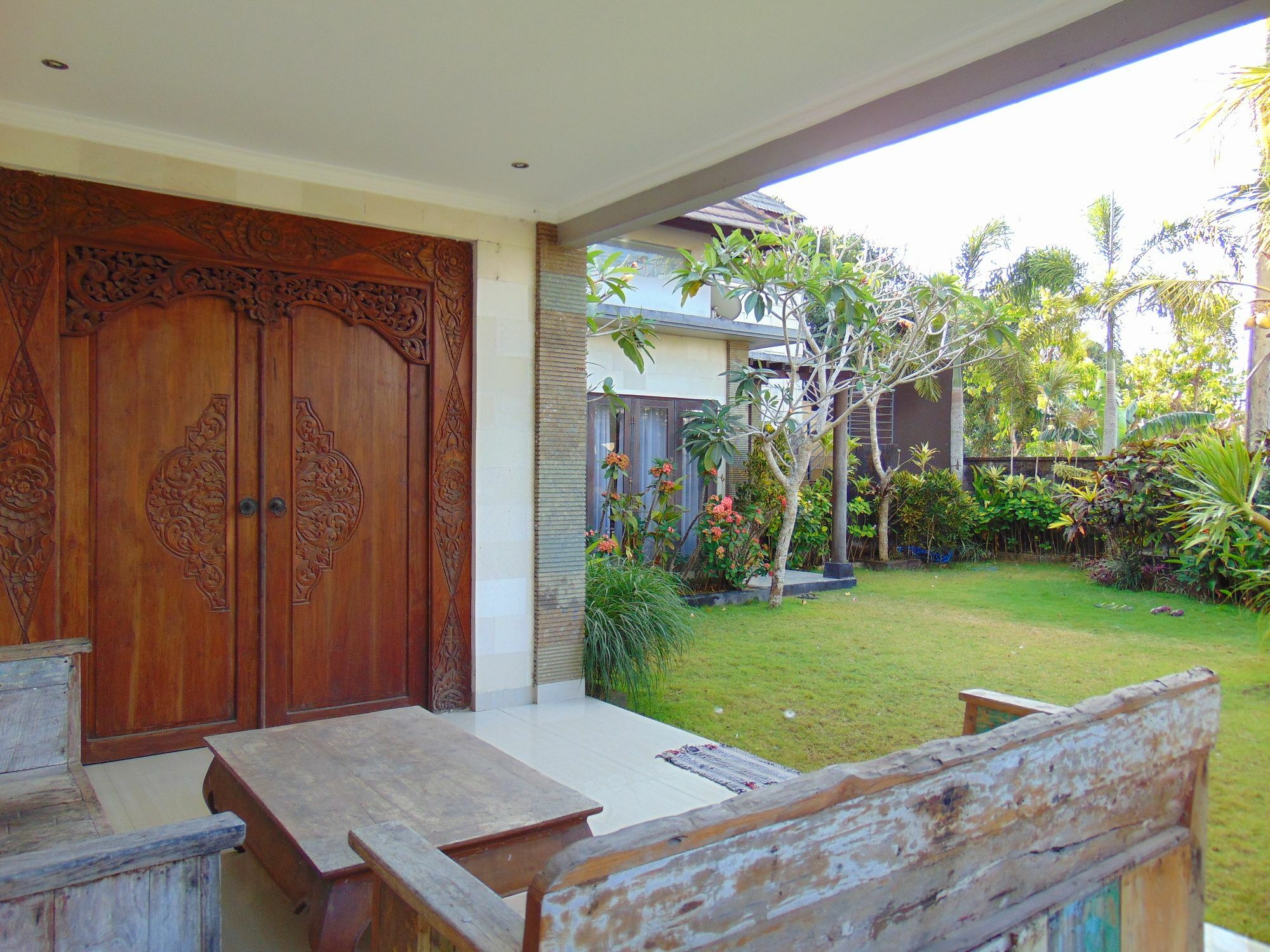 Baik Baik Homestay Pecatu Buitenkant foto